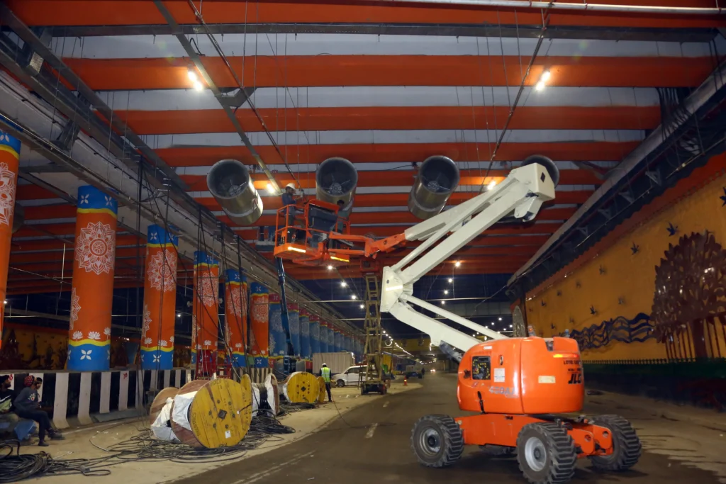 Cenergy Offshore personnel installing pyplok for fire suppression system in Dwarka Expressway